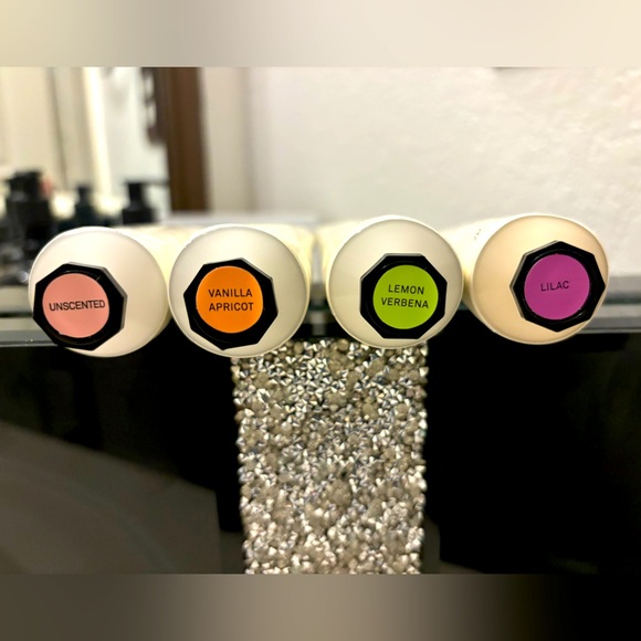 Josie Maran Whipped Argan Oil Body Butter SEALED Tube, Choose Scent, 2.37 oz. ea - Picture 3 of 11